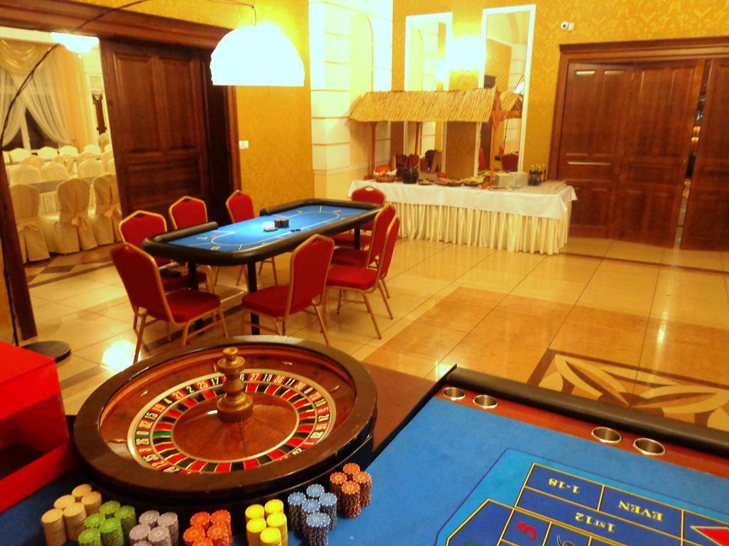 Korona Palace Leżnica Wielka Εξωτερικό φωτογραφία